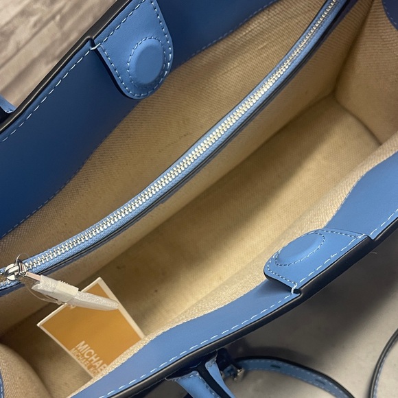 Michael Kors Scarlett Med Satchel & Matching Wallet Set Black/Sth Pacific Blue - Picture 9 of 14